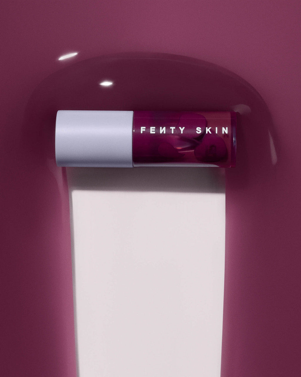 Fenty Treatz Hydrating + Strengthening Lip Oil — Black Cherry